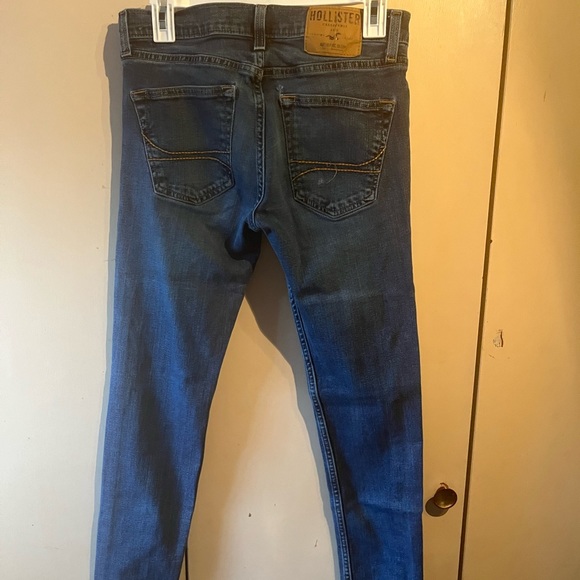 Hollister Super Skinny Jeans - Picture 2 of 4
